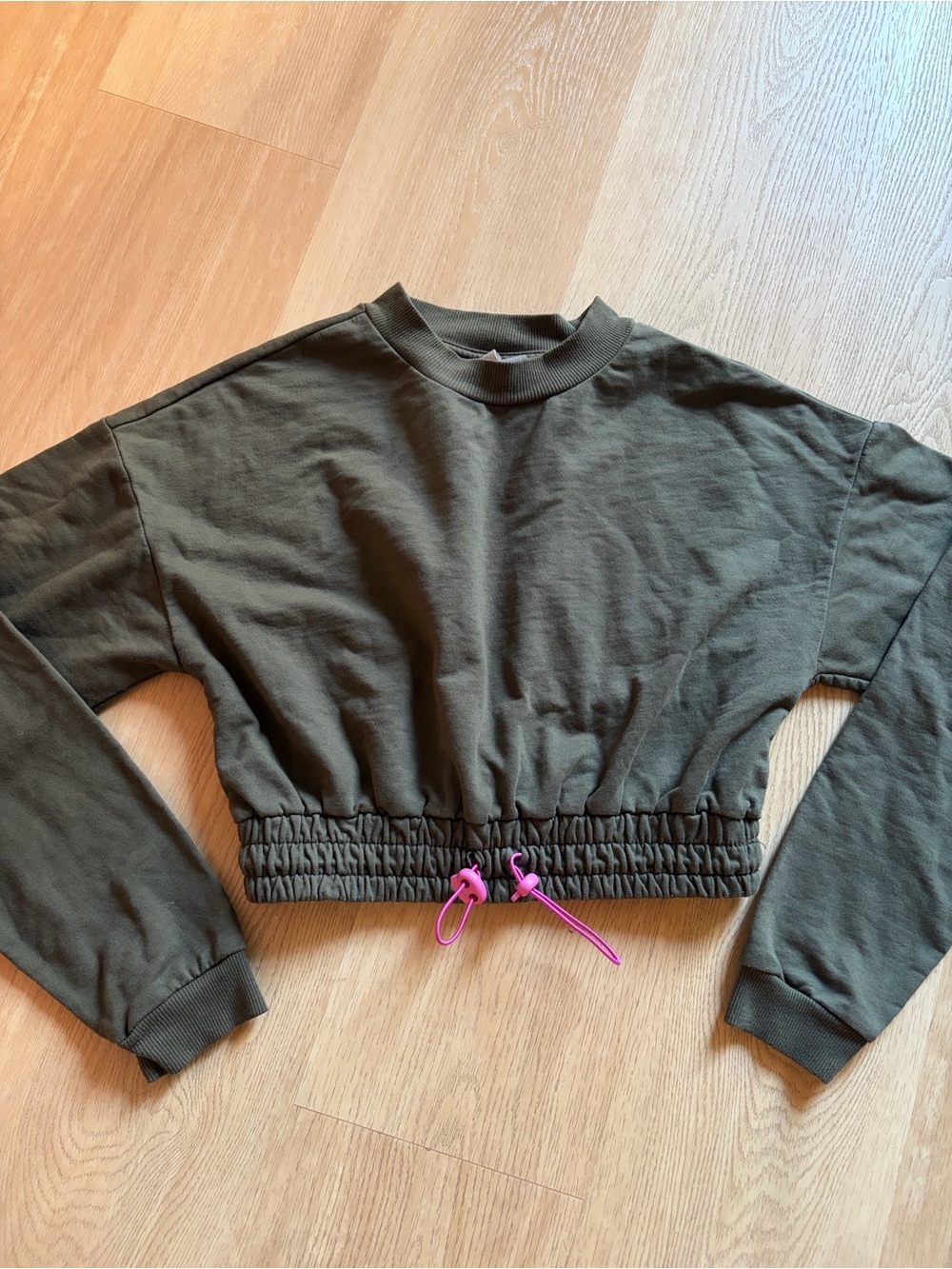 ASOS Olive Green Cropped Sweatshirt with Pink Drawstrings size 4 gym workout